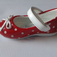 Детски обувки за момиче, ортопедични, с лепенка, снимка 1 - Детски маратонки - 9758172