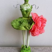 Балерина-стойка за бижута, снимка 2 - Статуетки - 23145952