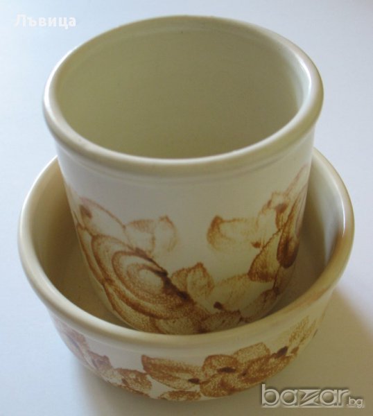 Нов комплект порцеланови купи за сервиране с приятен рисунък, снимка 1