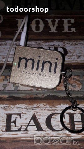 Външна батерия power bank MINI бижу ключодържател