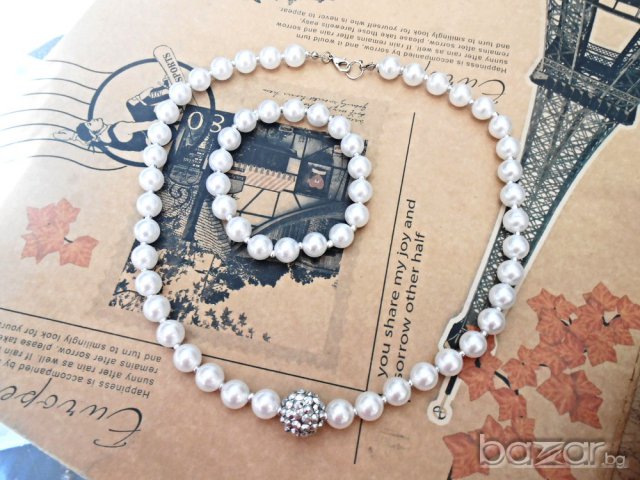 Комплект: гривна, обеци и колие "Перлено бяло", снимка 5 - Бижутерийни комплекти - 13712326