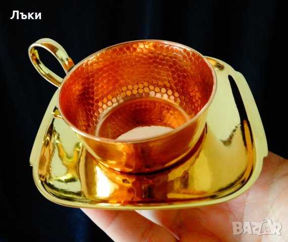 Шведска бронзова десертна чиния. 