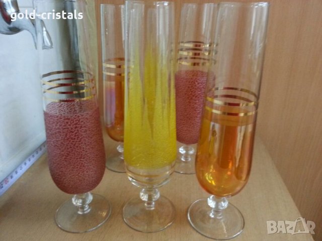 ретро стъклени цветни чаши 