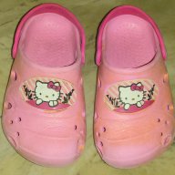 Кроксчета Hello Kitty №27-28, снимка 2 - Детски сандали и чехли - 9711711