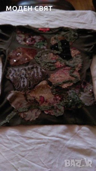 Интересна дамска тениска-пачуърк, снимка 1