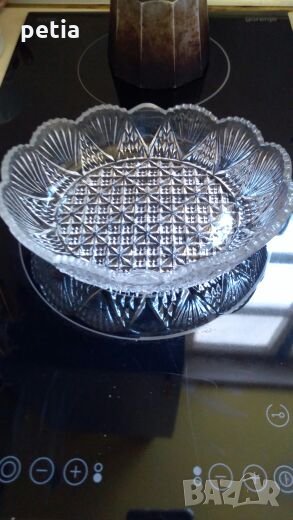 Стъклена чиния, снимка 1