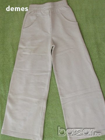 Ново долнище на анцуг размер 116 , снимка 1 - Детски панталони и дънки - 17481440