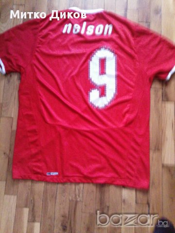 Продавам Фланелка на Нелсон №9 Швейцария размер Л, снимка 2 - Футбол - 13727929