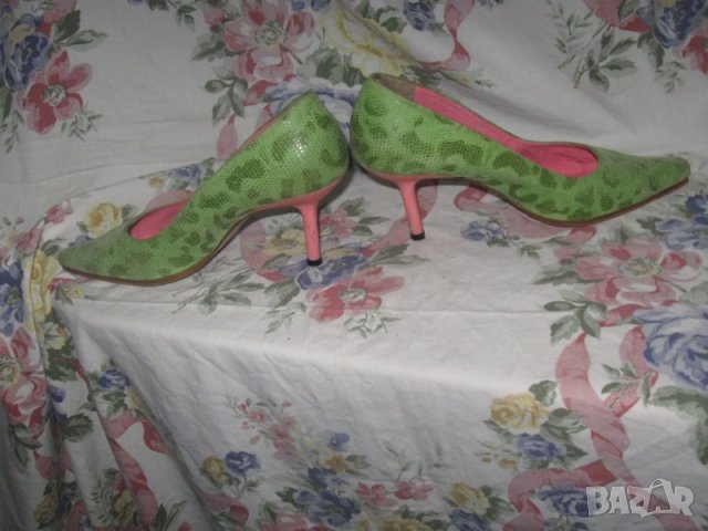 Дамски елегантни обувки в зелено и розово, снимка 1