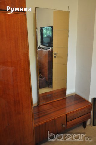 Спалня, два гардероба, скрин, тоалетка, снимка 4 - Гардероби - 17305542
