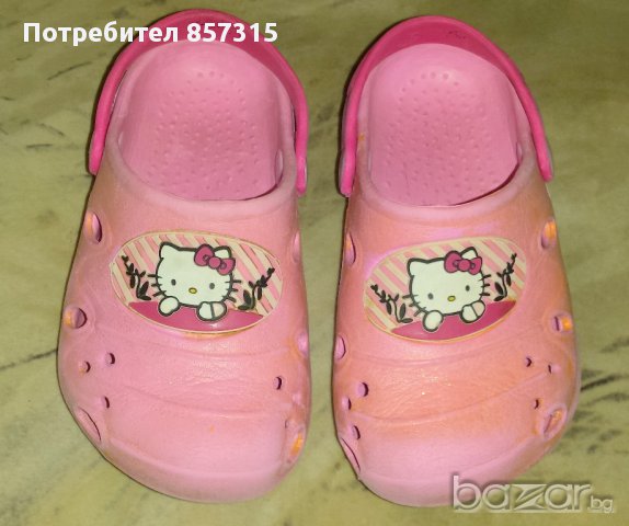 Кроксчета Hello Kitty №27-28, снимка 2 - Детски сандали и чехли - 9711711
