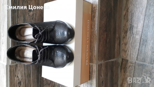 Лачени обувки , снимка 2 - Дамски обувки на ток - 22975958