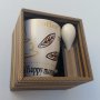 Подарък - Чаша за топли напитки с лъжичка в подаръчна опаковка, снимка 1 - Чаши - 10351244