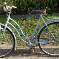 Ретро дамски велосипед 28 цола марка HUSQVARNA Хускварна употребяван модел 1956-60 год., снимка 1 - Велосипеди - 25123655