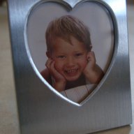 метална фоторамка сърце, снимка 1 - Романтични подаръци - 11663554