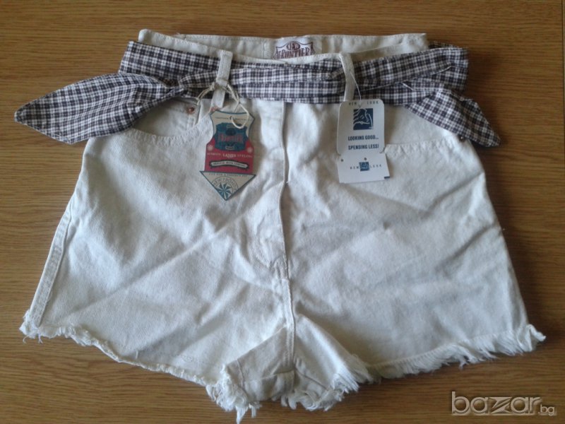 Дънкови къси панталони с колан (дамски, кремави) - Оригинални, снимка 1
