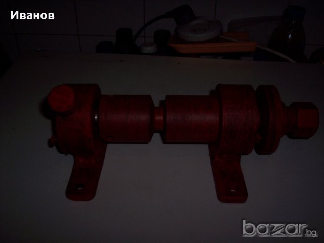 Циркулярни оси или за шмиргел с лагерите продавам , снимка 6 - Други машини и части - 18626504