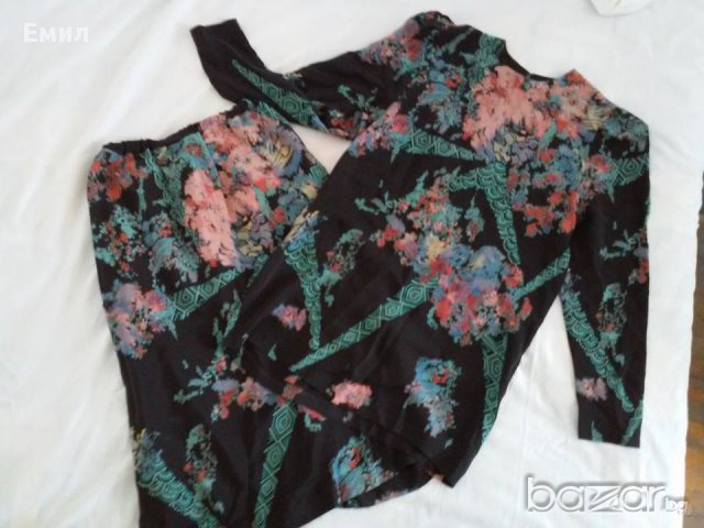 Дамски комплект от две части