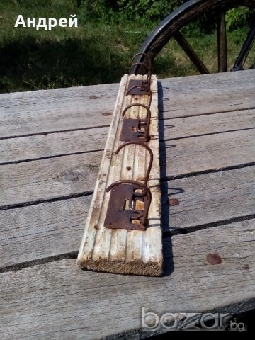 Старинна закачалка, снимка 4 - Антикварни и старинни предмети - 16781475