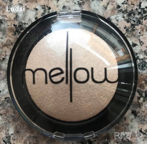 Сянка за очи/хайлайтър Mellow в цвят Cream