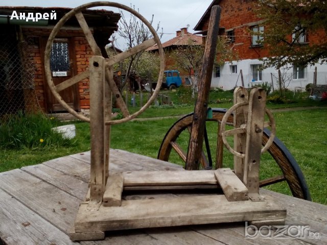 Старинен чекрък, снимка 3 - Антикварни и старинни предмети - 18139589