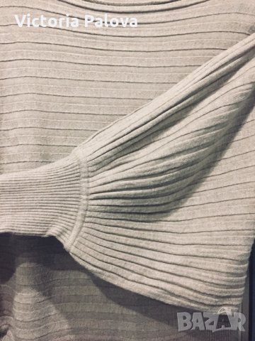 Красива блуза,плисирано мерино, снимка 5 - Блузи с дълъг ръкав и пуловери - 24099519