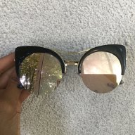 Котешки слънчеви очила черно с бледо розово огледални , снимка 3 - Слънчеви и диоптрични очила - 15060409