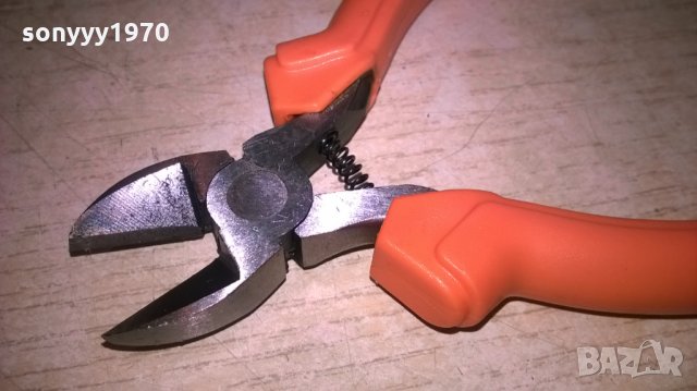 Клещи резач от калена стомана с ергономични гумени дръжки. Дължина - 10.5см., снимка 3 - Клещи - 25375944