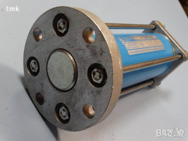 Ударен пневматичен цилиндър Singold, снимка 5 - Резервни части за машини - 24843360