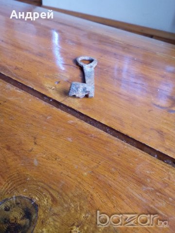 Старинен ключ, снимка 4 - Антикварни и старинни предмети - 19758949