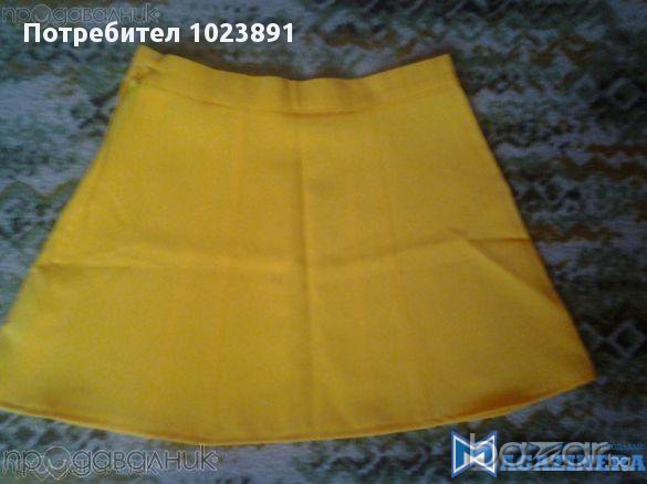 Жълт летен костюм като нов, снимка 4 - Костюми - 10872606