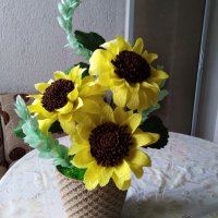 Цветя от хартия-слънчогледи, снимка 4 - Изкуствени цветя - 25247643