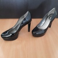 Чисто нови Guess, снимка 3 - Дамски обувки на ток - 25323769