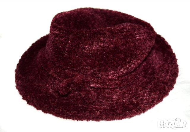 C&A дамска шапка бордо