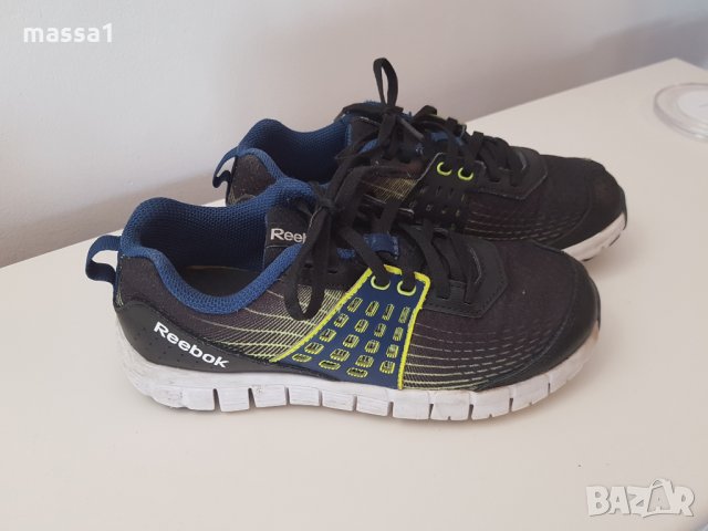Reebok маратонки, номер 32.5. Цена 24.99 лв.