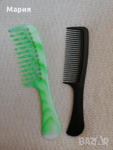 Нов комплект от 2 броя гребени за коса с широки и тесни зъбци в черно и зелено, снимка 1