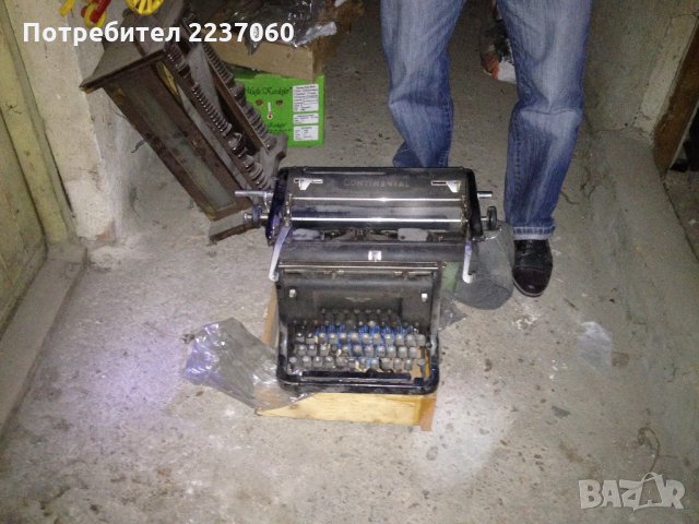 Стара немска пишеща машина Continental, снимка 4 - Други стоки за дома - 24808108