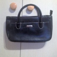 Дамска чанта от естествена кожа, снимка 1 - Чанти - 18209050