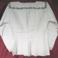 19 век Фолк Арт Дамска Блуза ръчно бродирана, снимка 10 - Антикварни и старинни предмети - 25947214