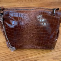 Нова дамска чанта, естествена кожа Pia Sassi Italy, снимка 6 - Чанти - 26145724