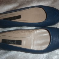 Детски или за дами с малко краче кожени балеринки Cristhelen B в синьо , снимка 1 - Дамски ежедневни обувки - 12159041