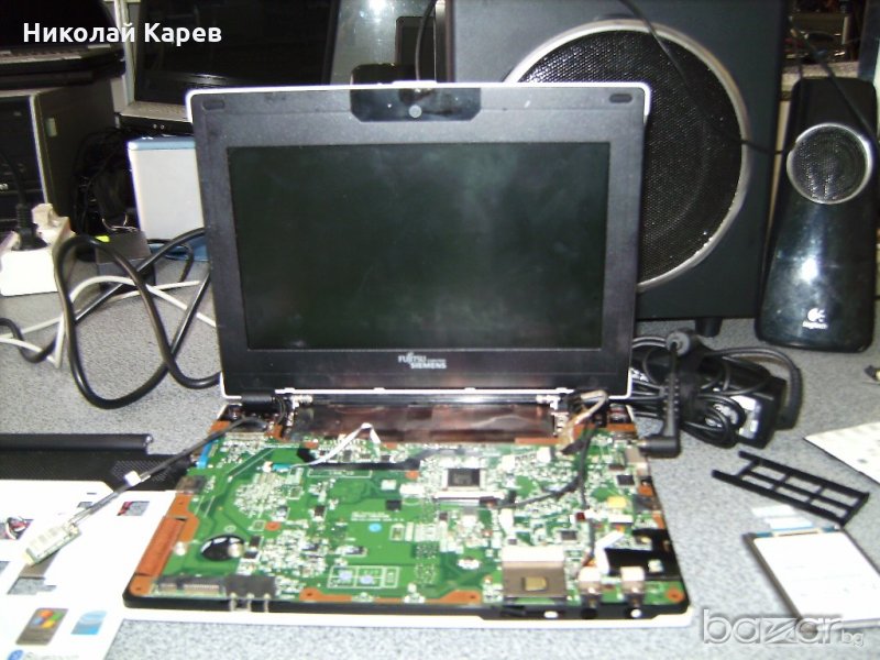 Продавам лаптоп за части Fujitsu Siemens Amilo Mini Ui 3520, снимка 1