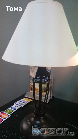 Настолна лампа, снимка 1 - Настолни лампи - 14357351