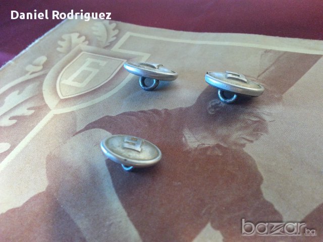 Много Редки Копчета от Униформа на БРАННИК , Бранникь, снимка 3 - Антикварни и старинни предмети - 17043590