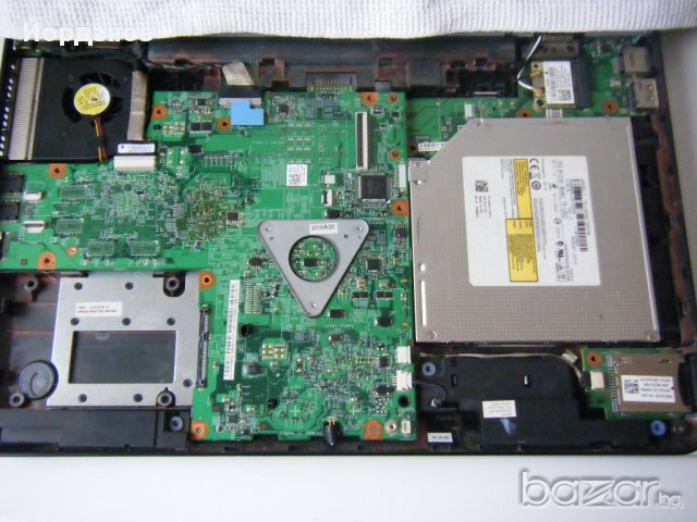 Лаптоп Dell Inspiron M5010, снимка 2 - Лаптопи за дома - 17202018