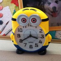 Детски настолен часовник будилник Миньон кварцов механизъм, снимка 2 - Други - 26167457