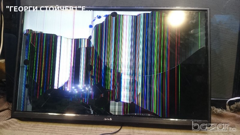 LED32D8HD СЪС СЧУПЕН ПАНЕЛ, снимка 1