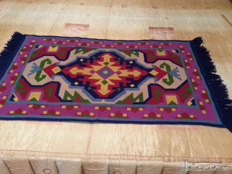 Кавьор с вълнени конци, снимка 1