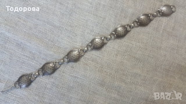 Стилна гривна