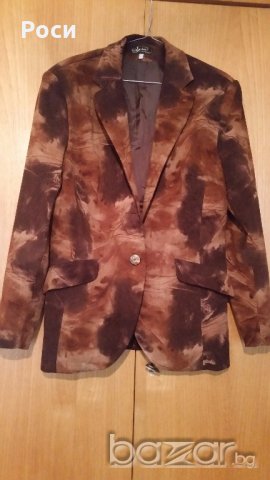 Атрактивно, кадифено сако